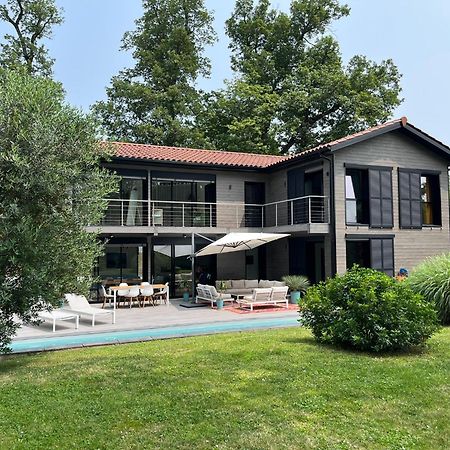 Villa Piscine A Proximite De Lyon Chaponost Exterior photo